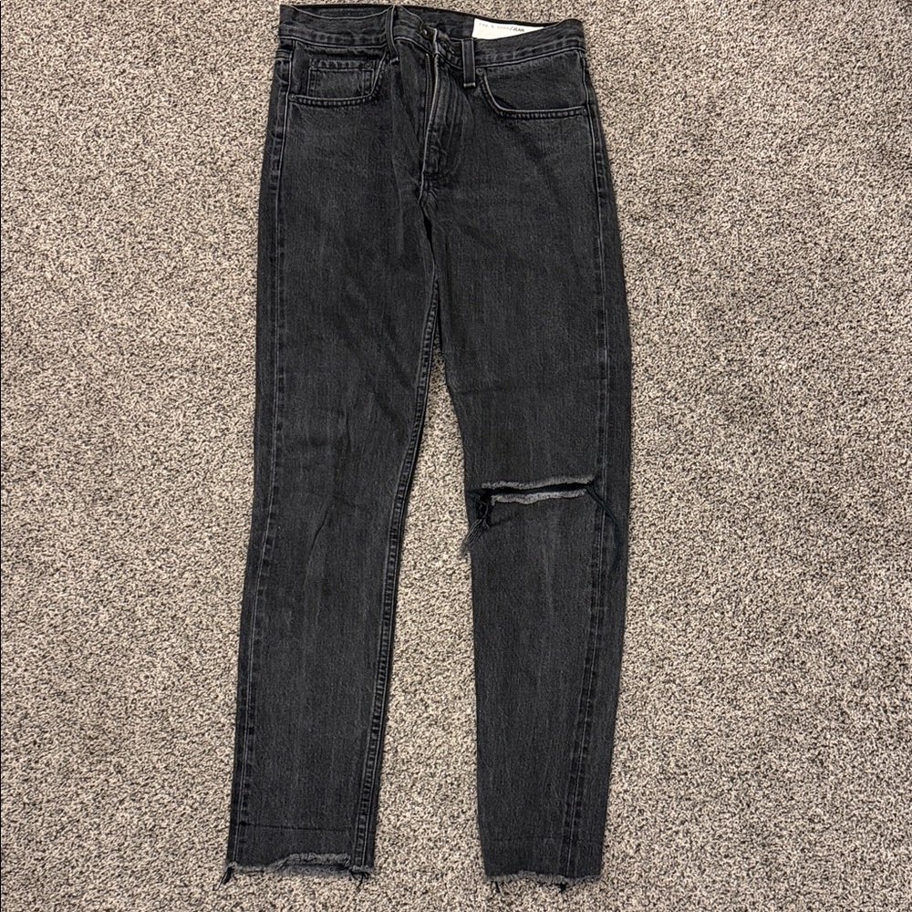 Women’s Black Distressed Jeans